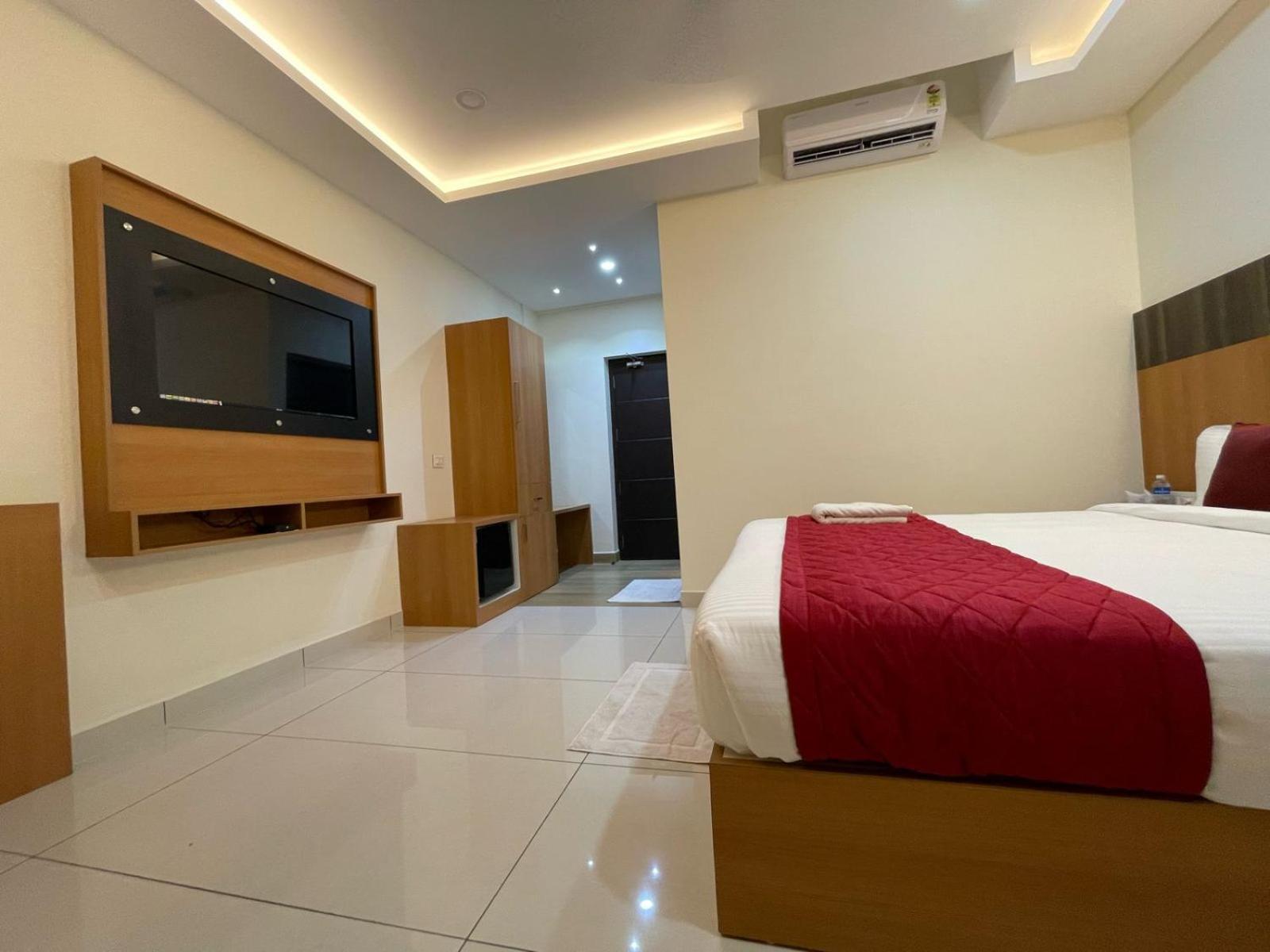 Hotel Deepakam Inn Palakkad Exterior foto